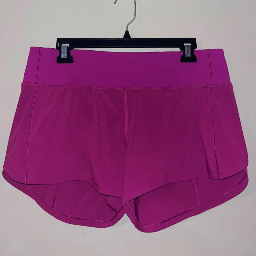 LULULEMON Speed Up Low-Rise Lined Short 2.5", size 10